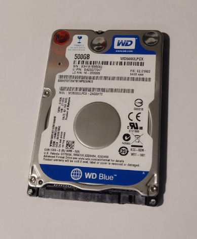 Festplatte aus einem Computer