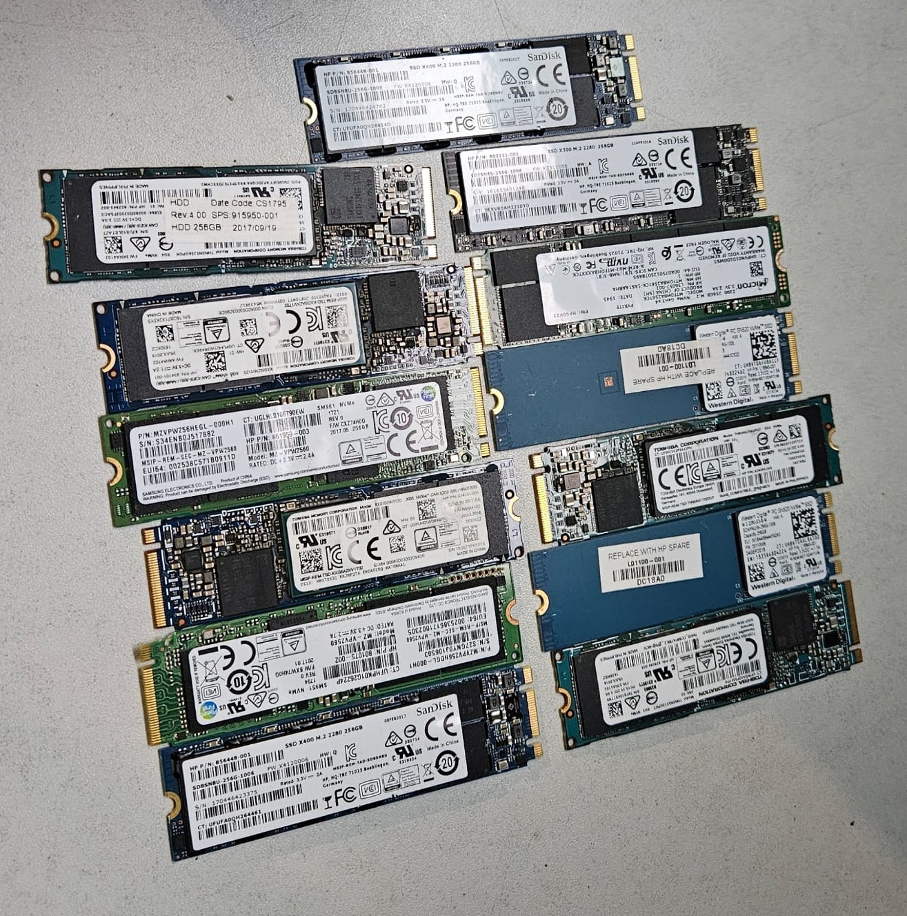 SSD- und NVMe-Datenträger als Beispiel elektronischer Speichermedien